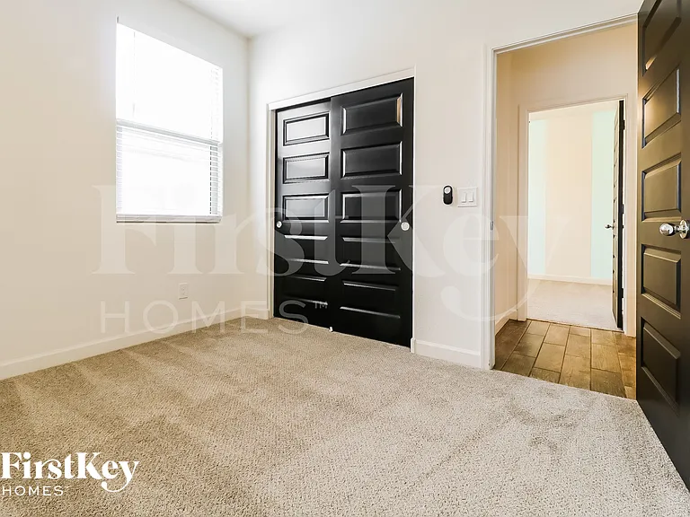 17538 W Villa Hermosa Ln — Photo 11
