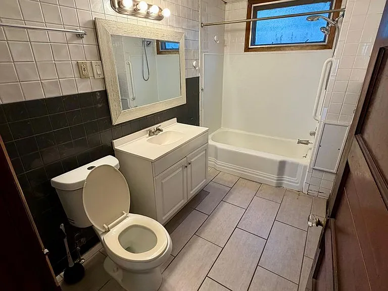 36 Farr Ave — Photo 9