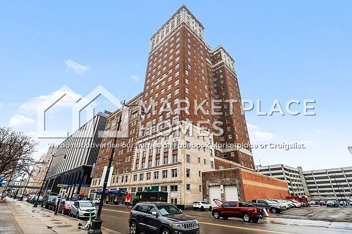 525 W Lafayette Blvd #19B