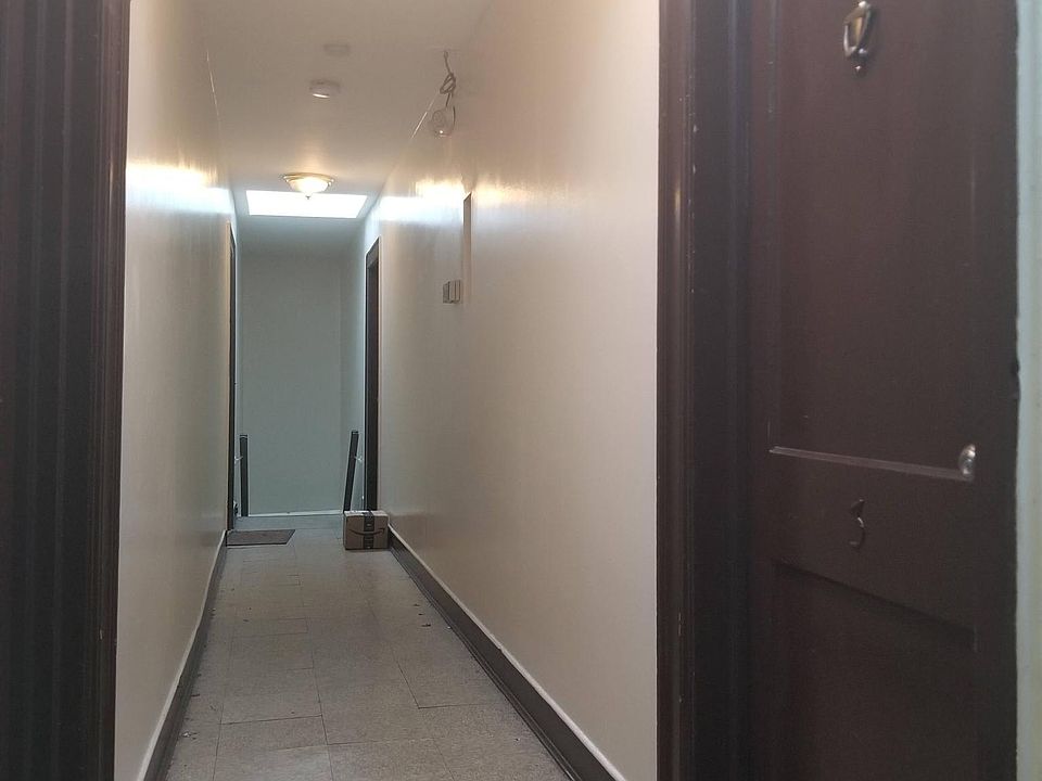 2nd image of 69 Merrick Ave APT 2