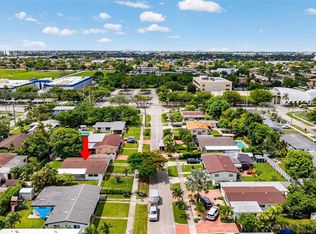 1700 SW 87th Pl, Miami, FL 33165