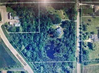 8208 Stanley Rd, Caledonia, WI 53108