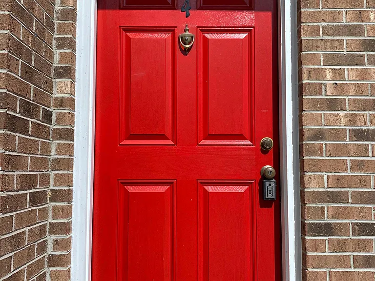 750 Woodbriar Trl #4 — Photo 8
