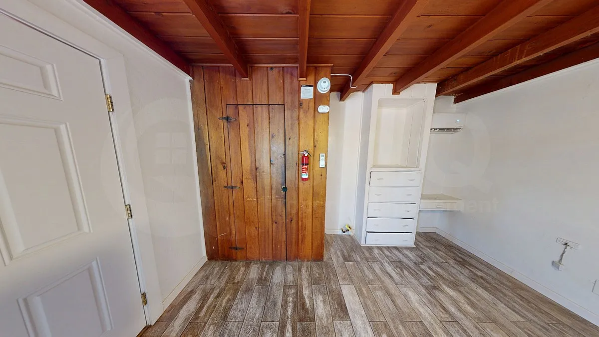 2519 N Estrella Ave — Photo 3
