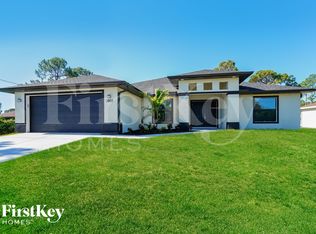 3903 25th St SW, Lehigh Acres, FL 33976
