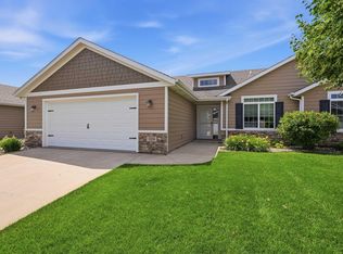 205 E 81st Pl, Sioux Falls, SD 57108