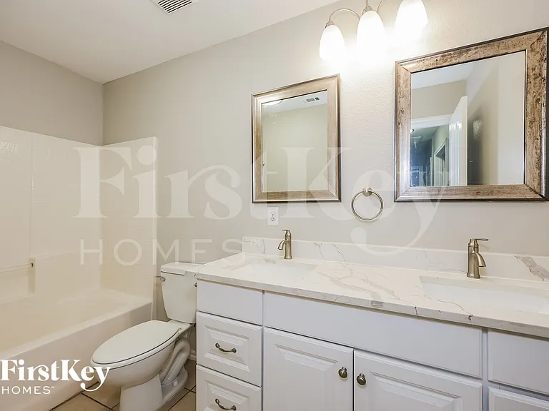 7060 Chapelridge Dr — Photo 13