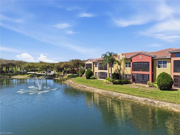 8601 Piazza Del Lago Cir #203 — Photo 19