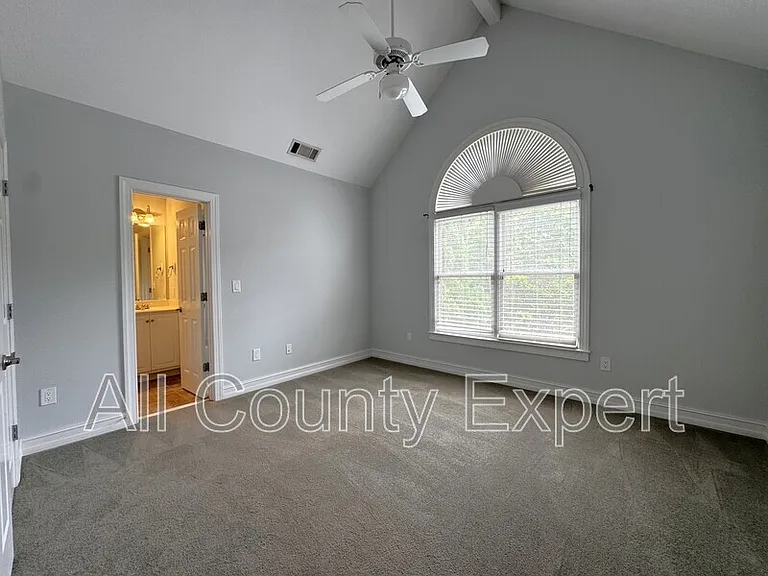 871 Lenox Ct NE — Photo 27