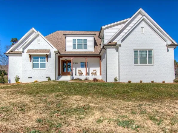 1023 Compass Rose Ct, Lewisville, NC 27023