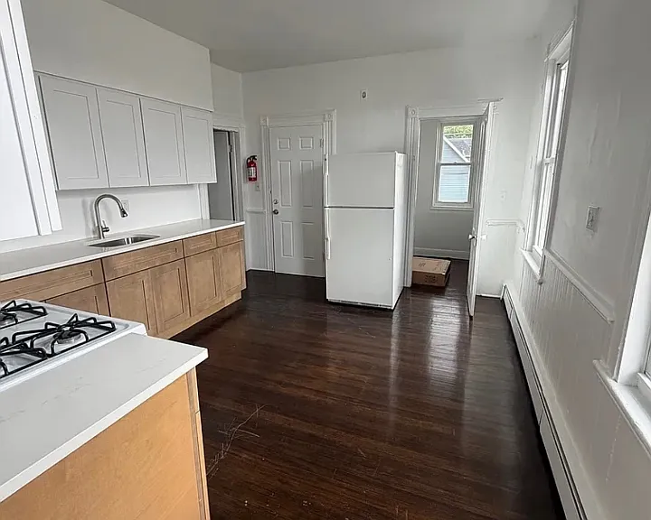 30-32 Geneva St #3A — Photo 1