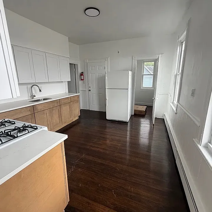30-32 Geneva St #3A