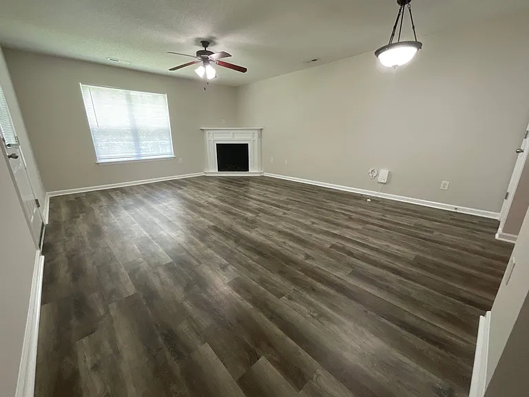 Meridian Park Apartments — Photo 188