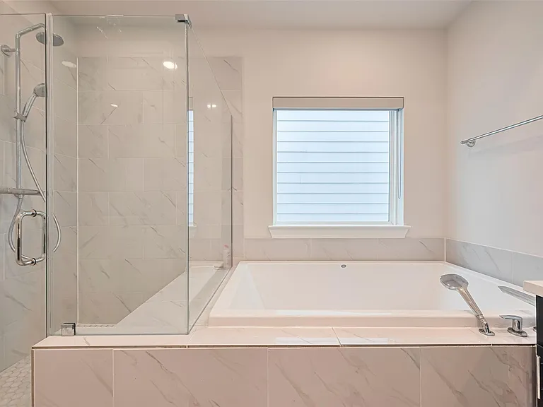 5308 S Capitol St — Photo 16