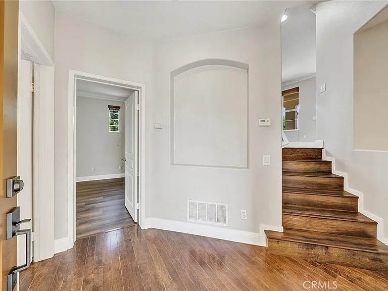 329 Tall Oak — Photo 2