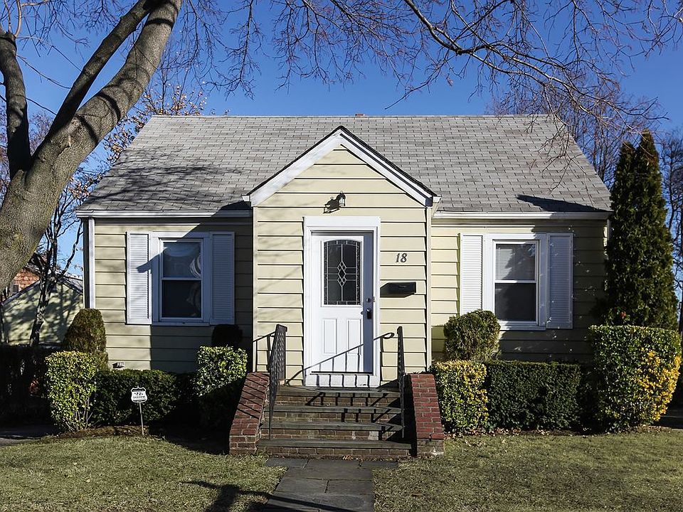 1st image of 18 Raymond St