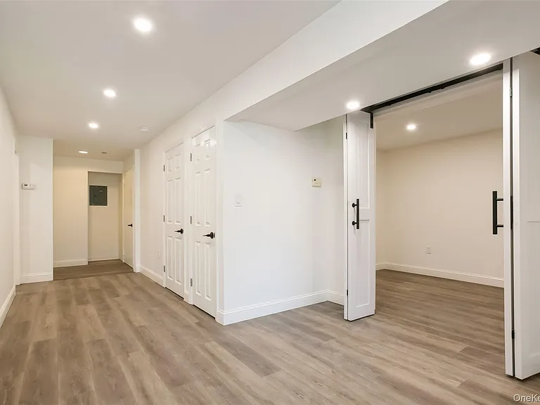45 S Greeley Ave #3 — Photo 6