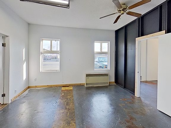 2nd image of 5249 S Puget Sound Ave