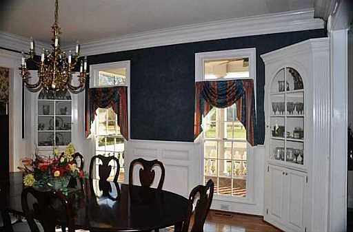 4th image of 51 Bartow St