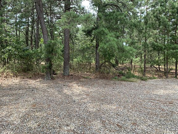 3rd image of 59 Zeeland Dr