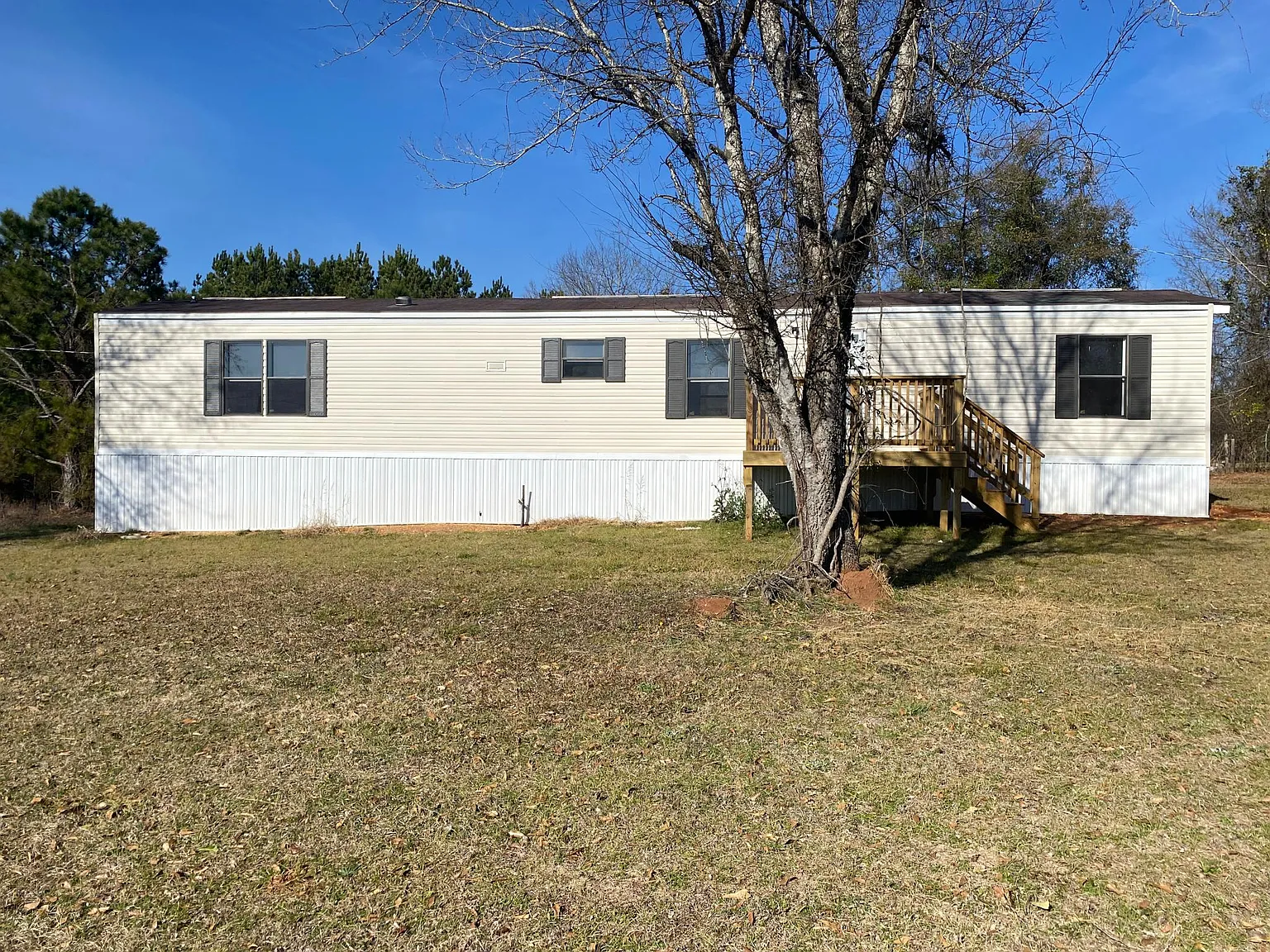 118 Serene Ln — Photo 1