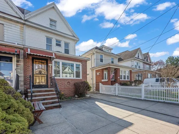 1569 E 45th St, Brooklyn, NY 11234