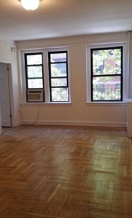 1st image of 245 W 75th St APT 4B