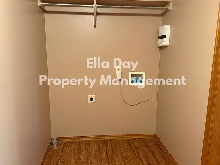 3025 N Triple Creek Dr — Photo 10