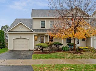 8 Chelsea Pl, Williston, VT 05495