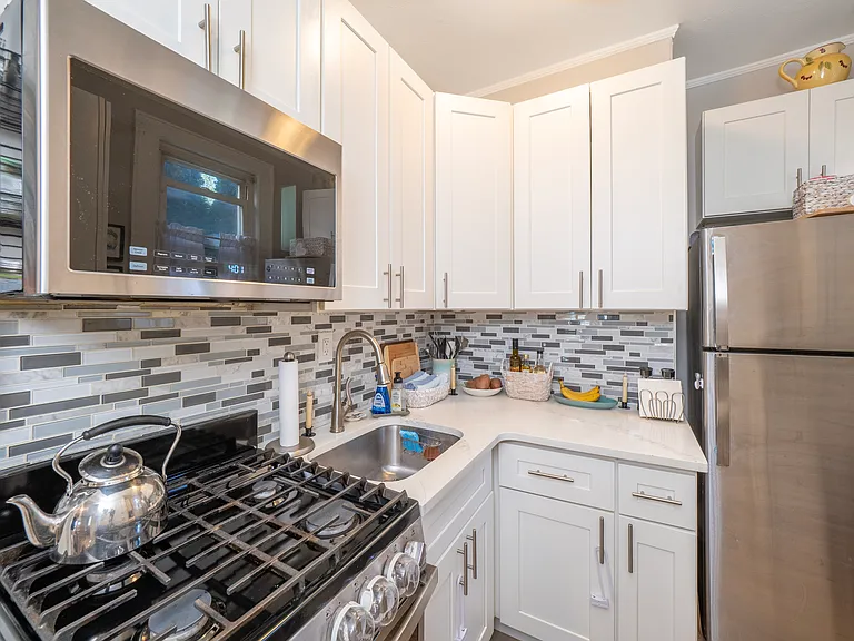 33 Seaview Ave #1B — Photo 13