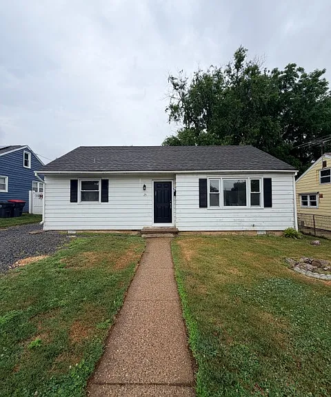 25 Richard Rd — Photo 1