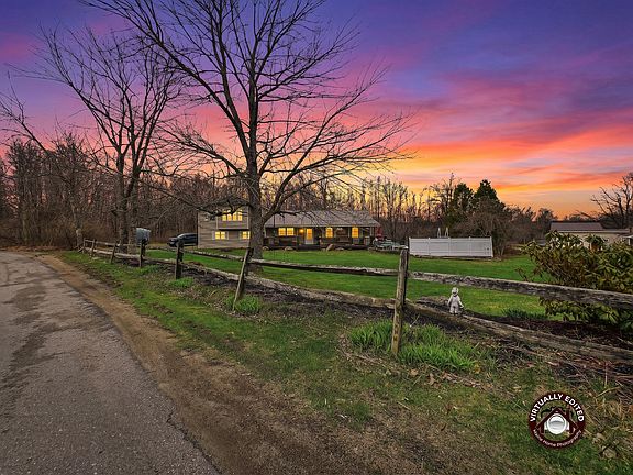 3rd image of 43 Peaslee Road
