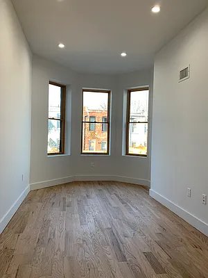 Rented by Prime Homes Management | media 26