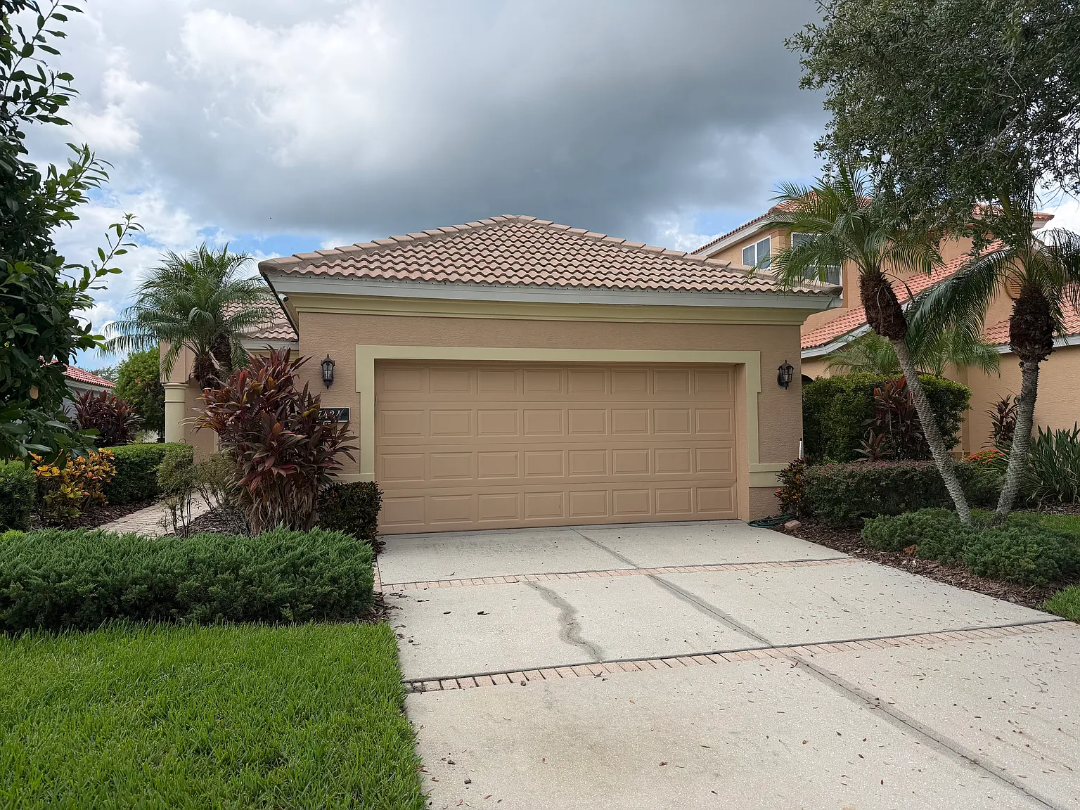 3 bed, 1643 sqft, $2,750 — Photo 1