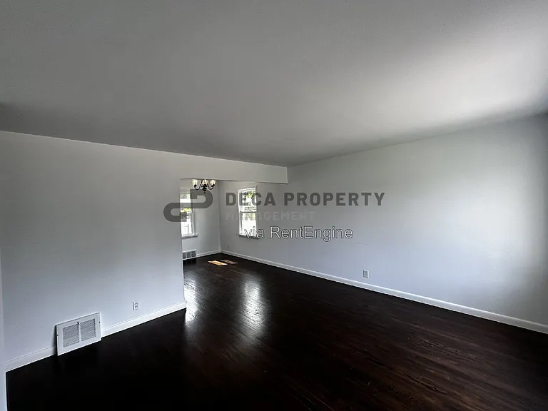 10922 Juniper Ct — Photo 5