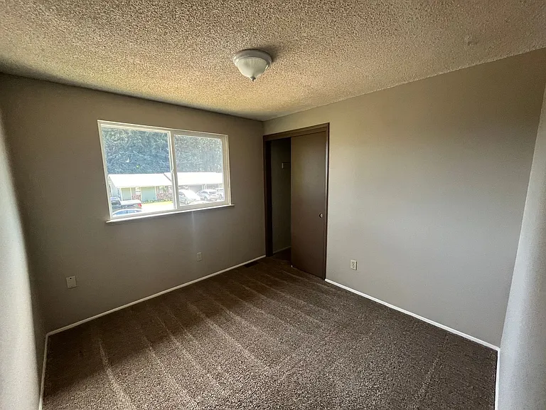 11080 N Skagit St #A — Photo 9