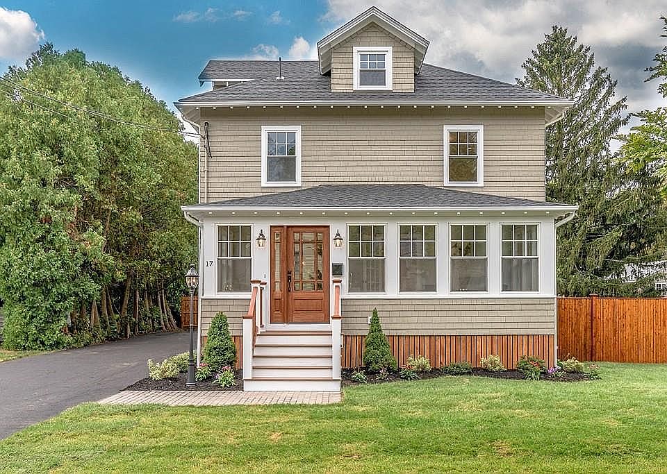 1st image of 17 Moseley Ave