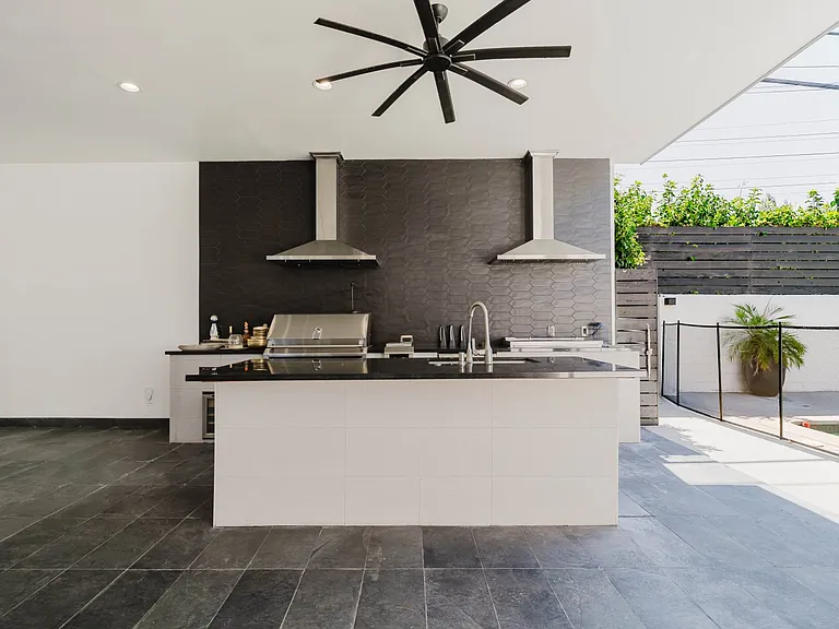11072 Chimineas Ave — Photo 37