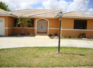 14540 SW 154th Ter, Miami, FL 33177