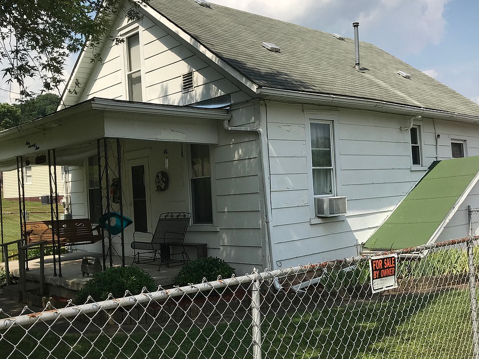 1st image of 974 Broadway St