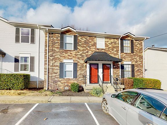 2nd image of 203 Edgewood Dr #203