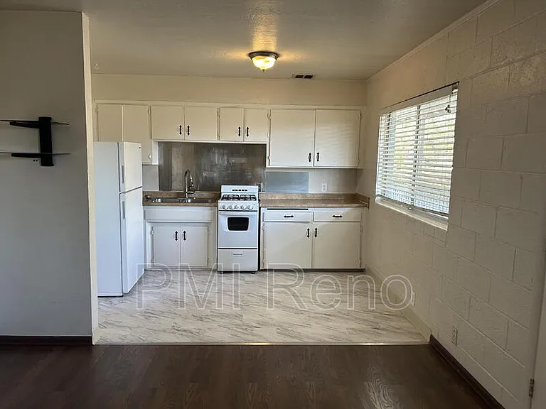 2075 Patton Dr #G — Photo 1