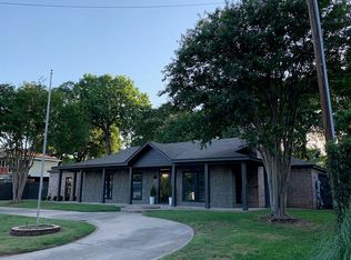 1815 Silverside Dr, Grapevine, TX 76051