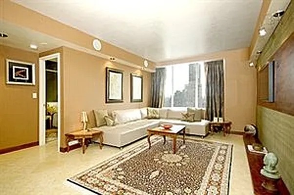 Sold by Douglas Elliman | media 19