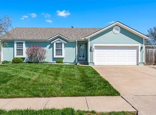 321 N Hickory St, Gardner, KS 66030