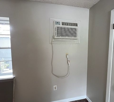 4th image of 3569 Khayyam Ave #11