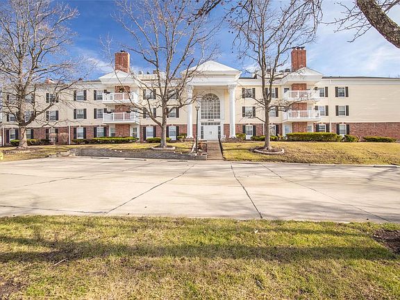 2nd image of 15022 Claymoor Ct APT 17