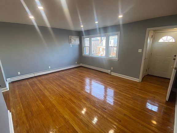 5th image of 77 Sanford Ave Floor 1
