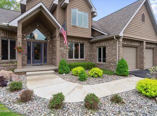 5810 Caleta Dr, Lansing, MI 48911