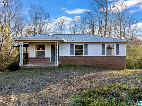317 3rd Ct, Pleasant Grove, AL 35127